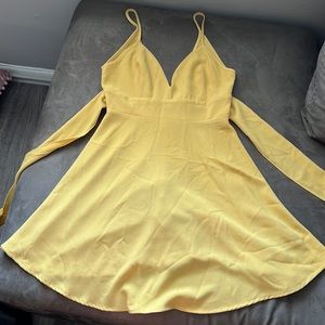 Windsor yellow flowy dress